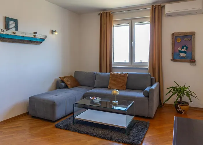 Apartment Morski Konjic *