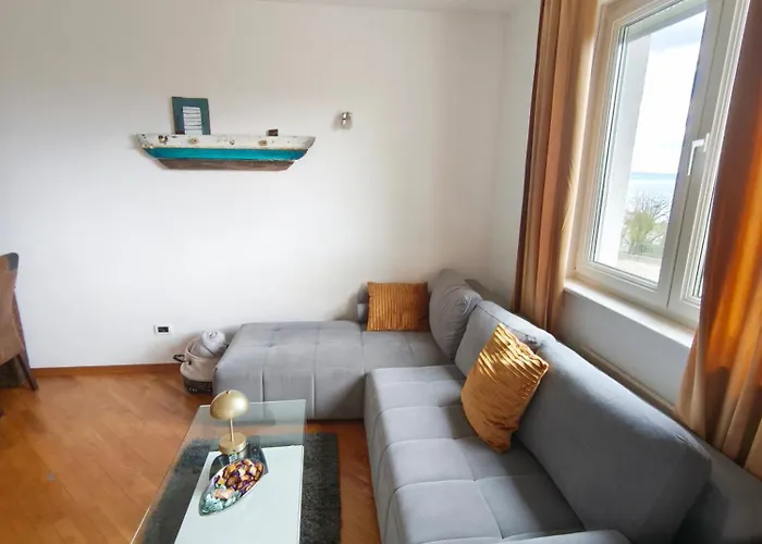 Morski Konjic Apartment Kostrena