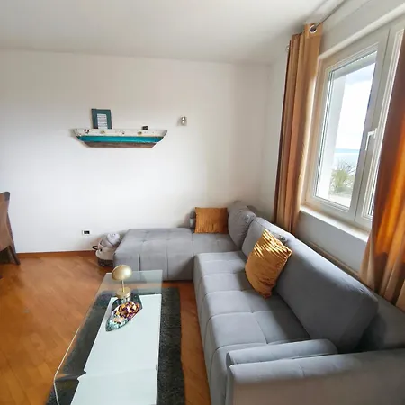 Morski Konjic Apartman Kostrena